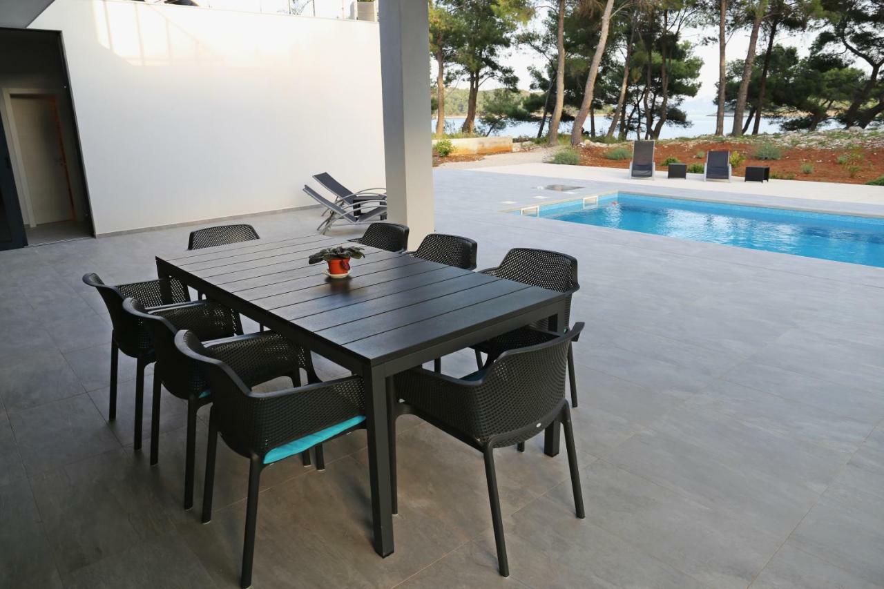 Seaside Villa At Prizba Luaran gambar
